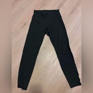 Old Navy Dri-Fit Women’s Leggings - Size Medium - Black